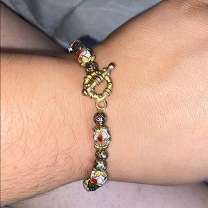 Costume jewelry bracelet